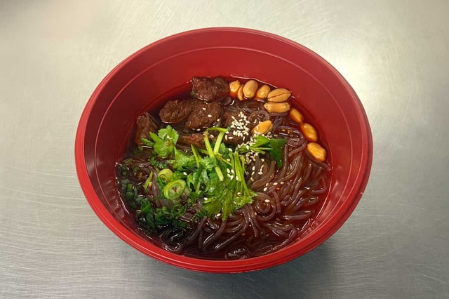 Beef Sour & Spicy Noodles